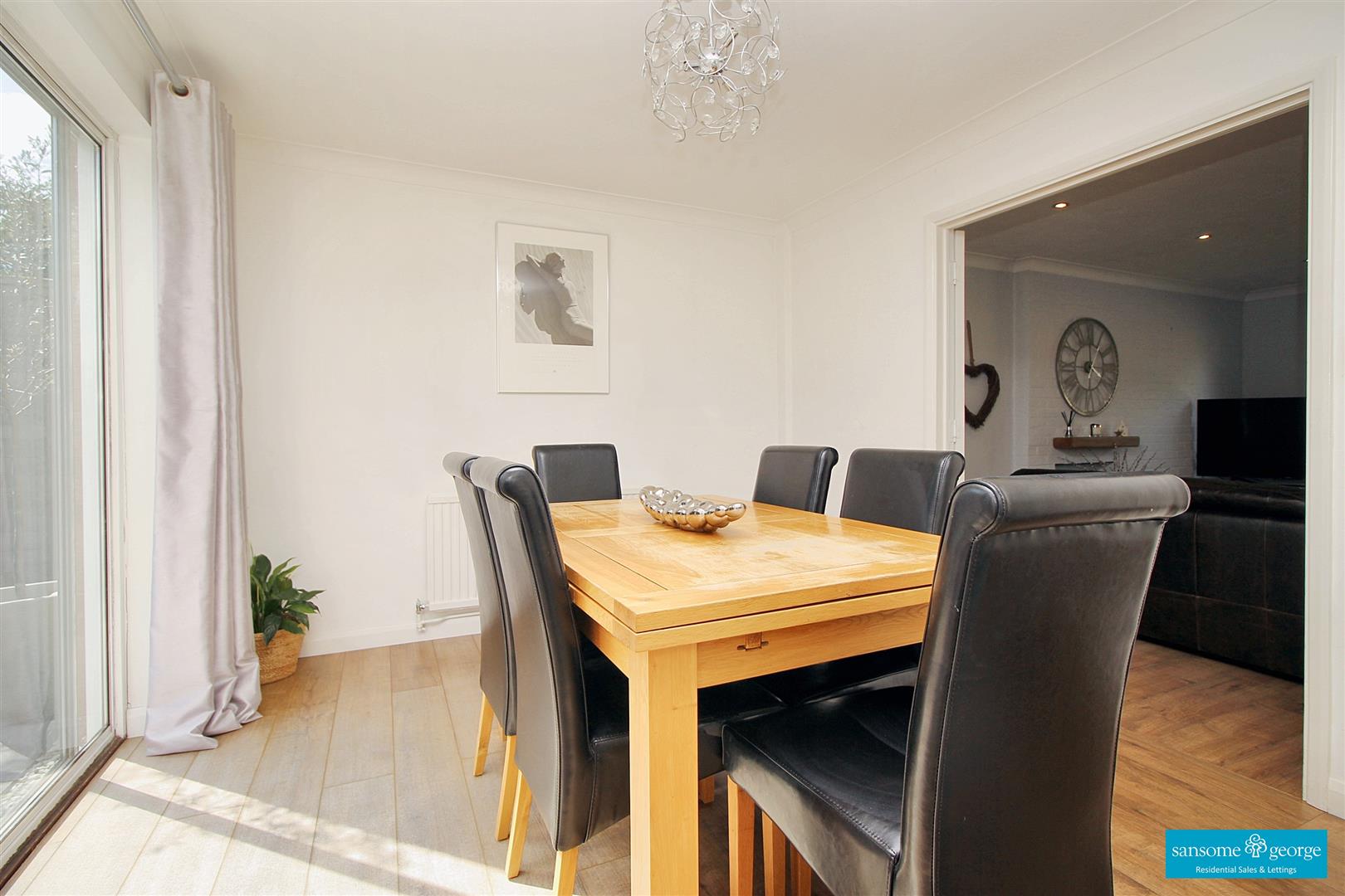 Goodliffe Gardens, Tilehurst, Reading
